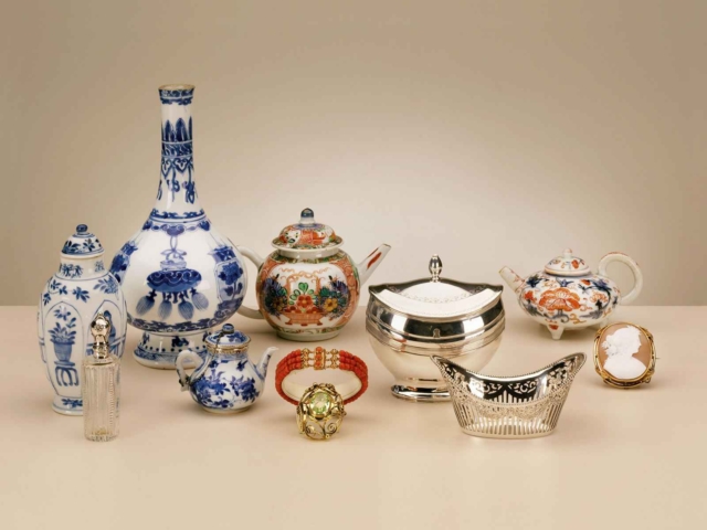 antiek-boschboom-079 Pracht Kangxi fles (verkocht); het schattige miniatuur theepotje is verkocht